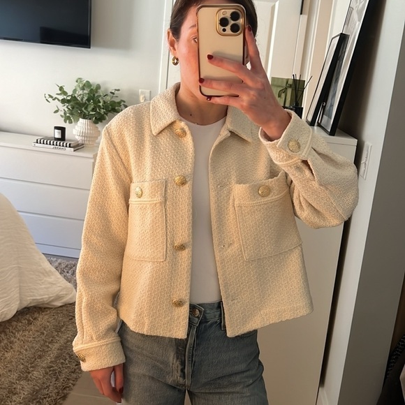 Zara Gold Button Textured Business Casual Jacket SIZE(XS)🤍 - Picture 5 of 6